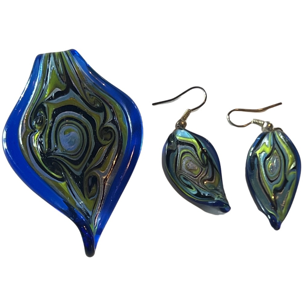 Art Glass Pendant and Earrings Swirl Set